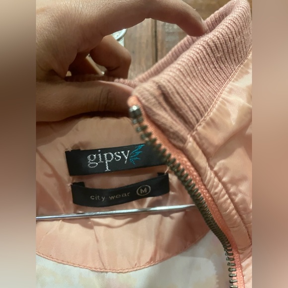 Gipsy brand pink jacket for heavy winters ! - Picture 2 of 3